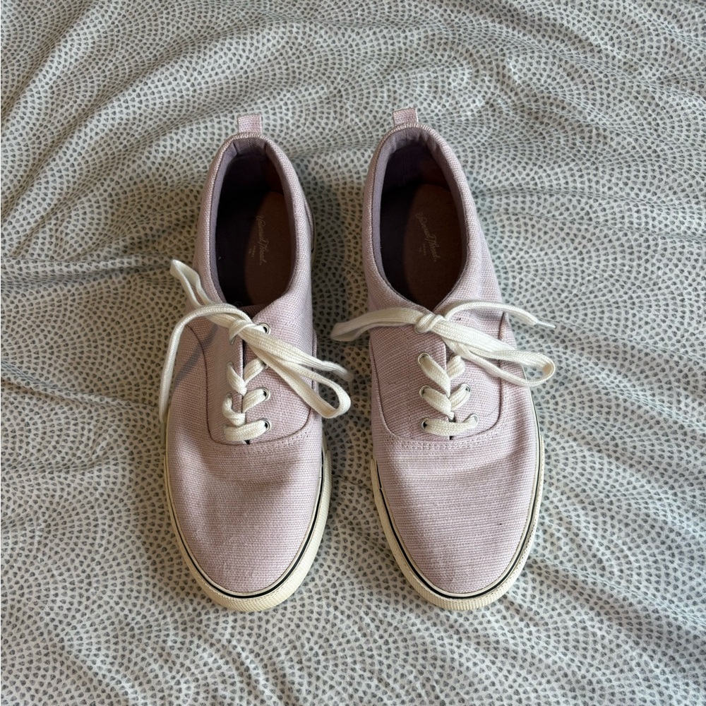 Casual Light Purple Canvas Sneakers size 10